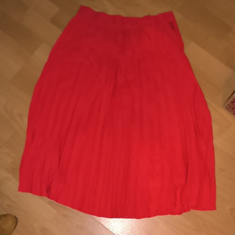 Forever 21 | Bold Red Midi Skirt